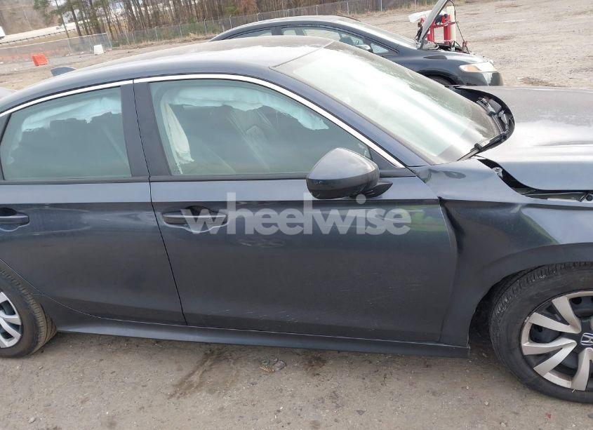 Photo 14 of 2022 Honda Civic LX (VIN 2HGFE2F2XNH510800)