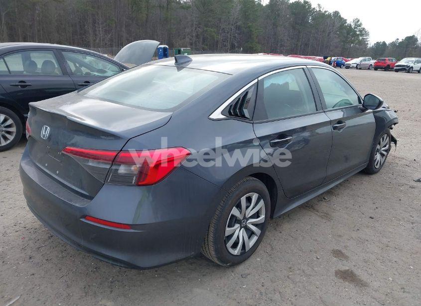 Photo 4 of 2022 Honda Civic LX (VIN 2HGFE2F2XNH510800)