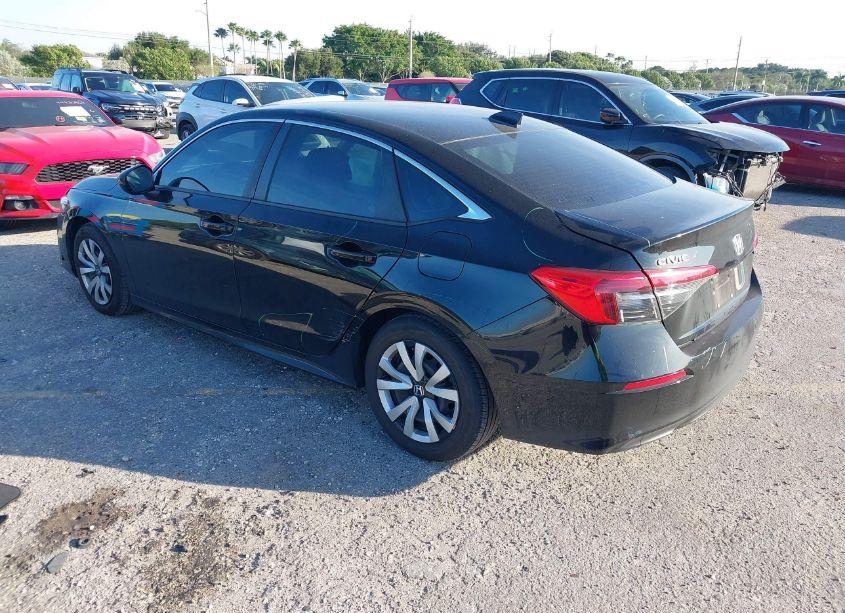 Photo 3 of 2022 Honda Civic LX (VIN 2HGFE2F2XNH516029)