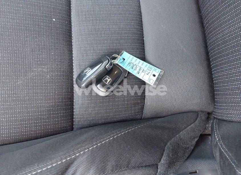 Photo 11 of 2022 Honda Civic LX (VIN 2HGFE2F2XNH528794)