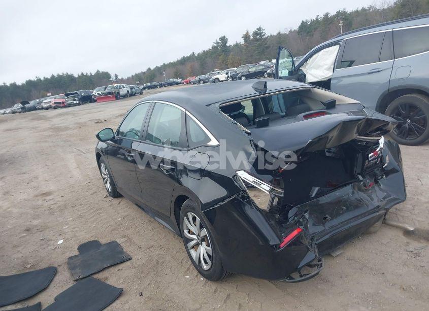 Photo 3 of 2022 Honda Civic LX (VIN 2HGFE2F2XNH573430)