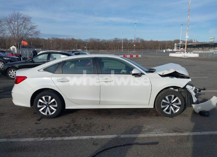 Photo 13 of 2024 Honda Civic LX (VIN 2HGFE2F2XRH556519)