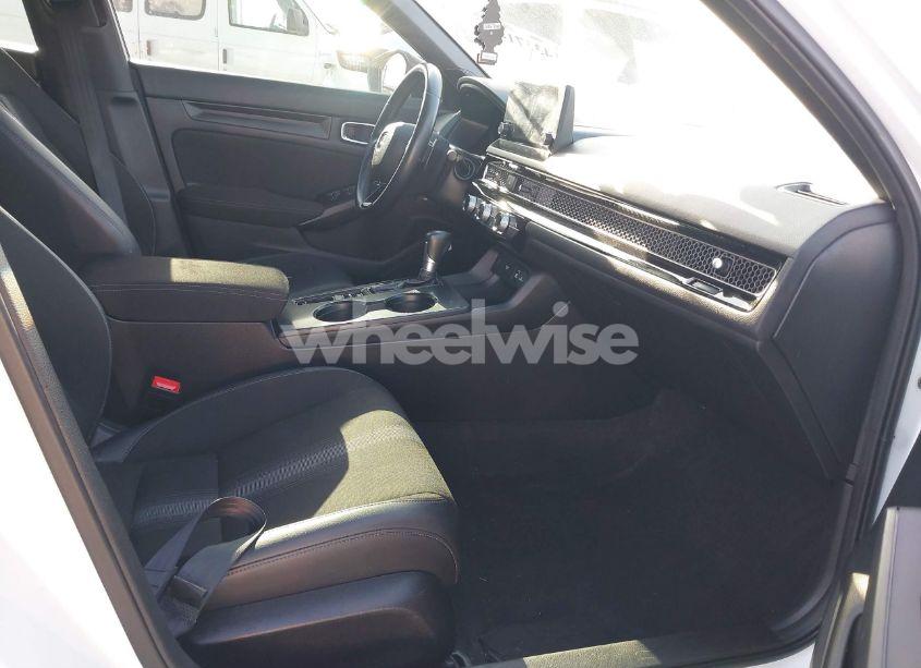 Photo 5 of 2022 Honda Civic SPORT (VIN 2HGFE2F50NH551396)