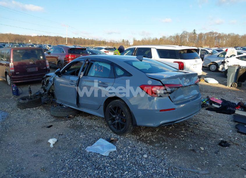 Photo 3 of 2022 Honda Civic SPORT (VIN 2HGFE2F50NH551561)