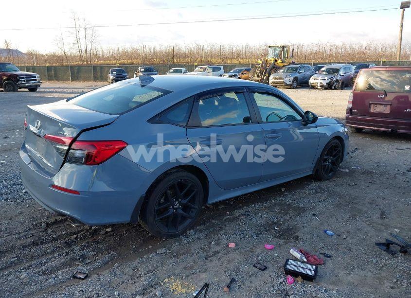 Photo 4 of 2022 Honda Civic SPORT (VIN 2HGFE2F50NH551561)