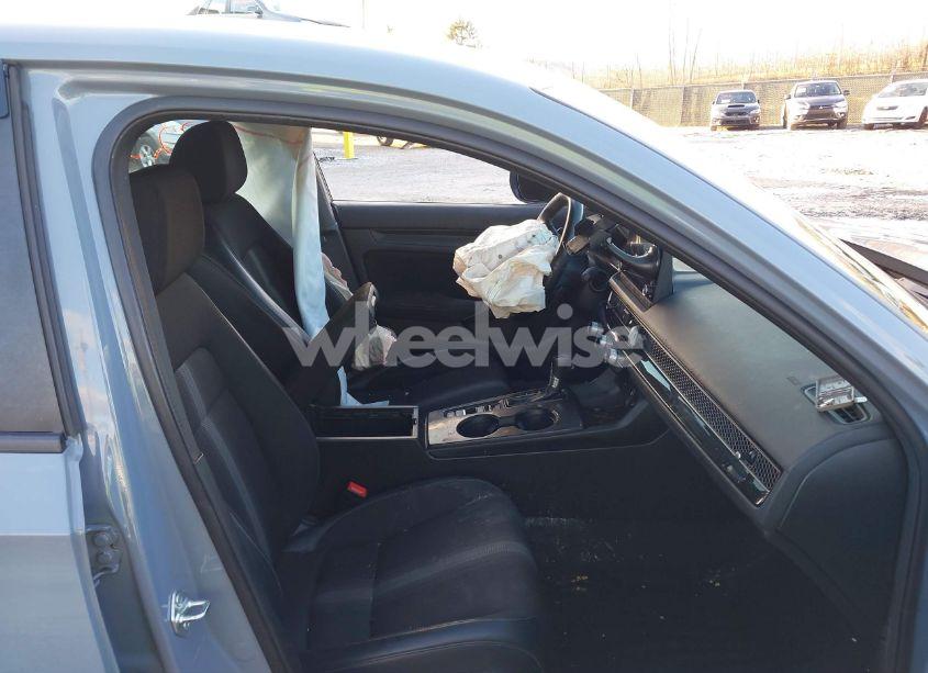 Photo 5 of 2022 Honda Civic SPORT (VIN 2HGFE2F50NH551561)