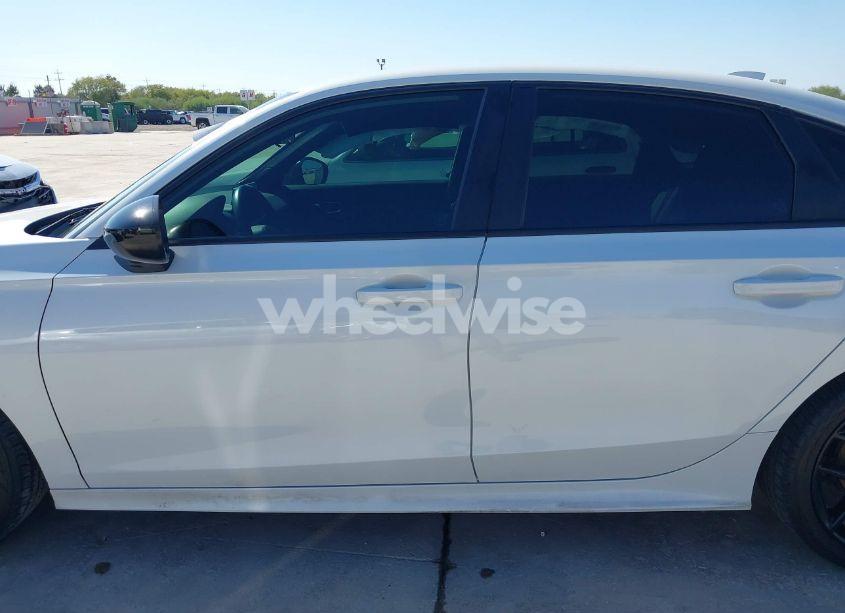 Photo 14 of 2022 Honda Civic SPORT (VIN 2HGFE2F50NH563015)