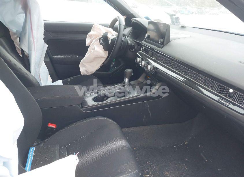 Photo 5 of 2024 Honda Civic SPORT (VIN 2HGFE2F50RH507436)