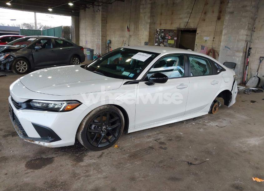 Photo 2 of 2024 Honda Civic SPORT (VIN 2HGFE2F50RH575185)