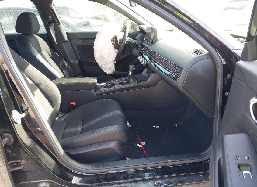 Photo 5 of 2024 Honda Civic SPORT (VIN 2HGFE2F50RH581231)