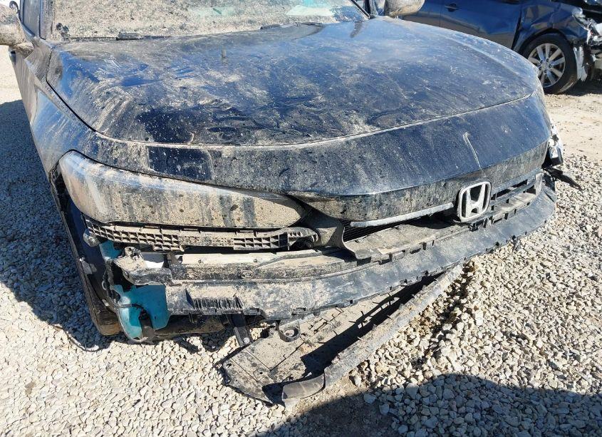 Photo 6 of 2024 Honda Civic SPORT (VIN 2HGFE2F50RH581231)