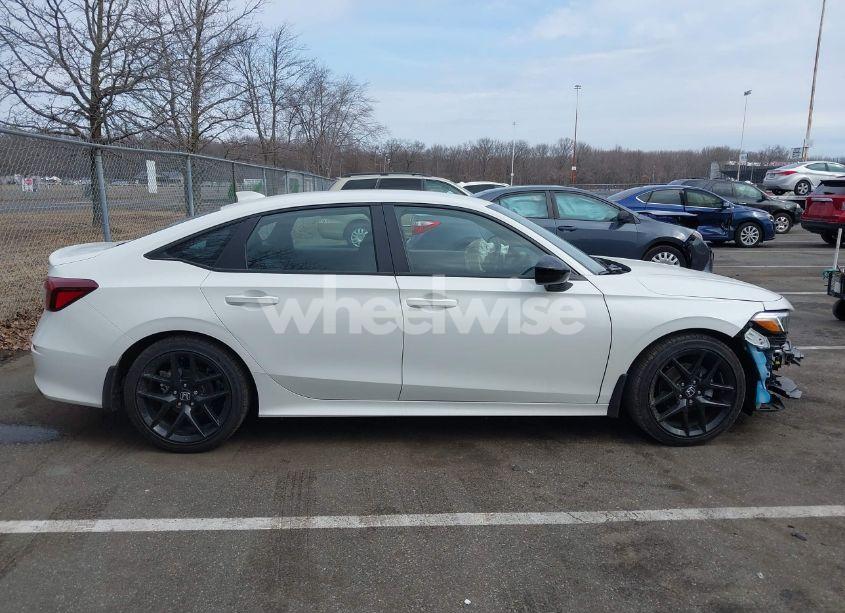 Photo 13 of 2025 Honda Civic SPORT (VIN 2HGFE2F50SH503280)