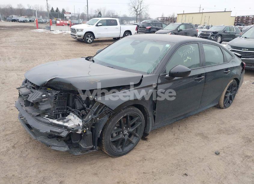 Photo 2 of 2025 Honda Civic SPORT (VIN 2HGFE2F50SH510021)