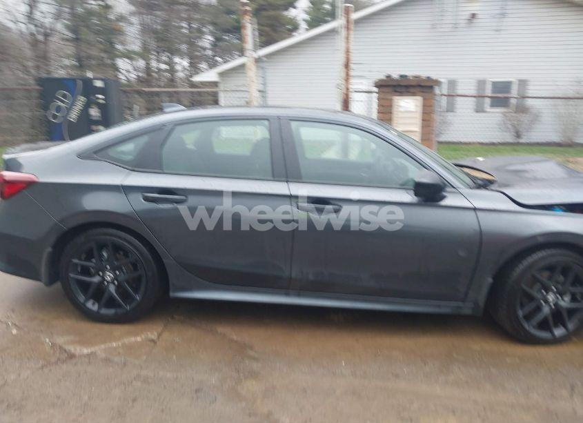 Photo 14 of 2025 Honda Civic SPORT (VIN 2HGFE2F50SH511721)