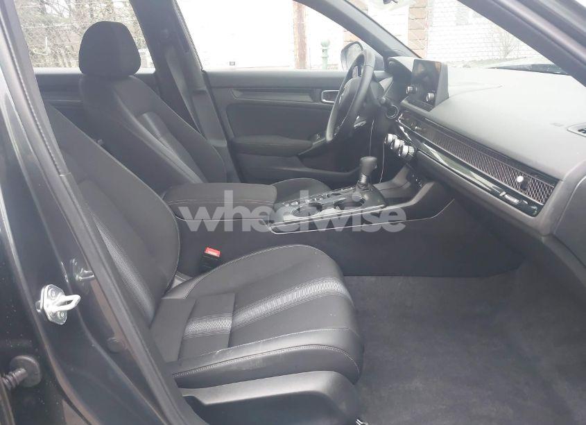 Photo 5 of 2025 Honda Civic SPORT (VIN 2HGFE2F50SH511721)