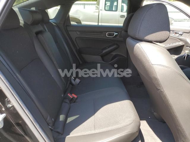 Photo 6 of 2025 HONDA CIVIC SPORT (VIN 2HGFE2F50SH533122)