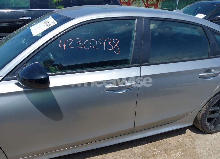 Photo 15 of 2025 Honda Civic SPORT (VIN 2HGFE2F50SH542824)