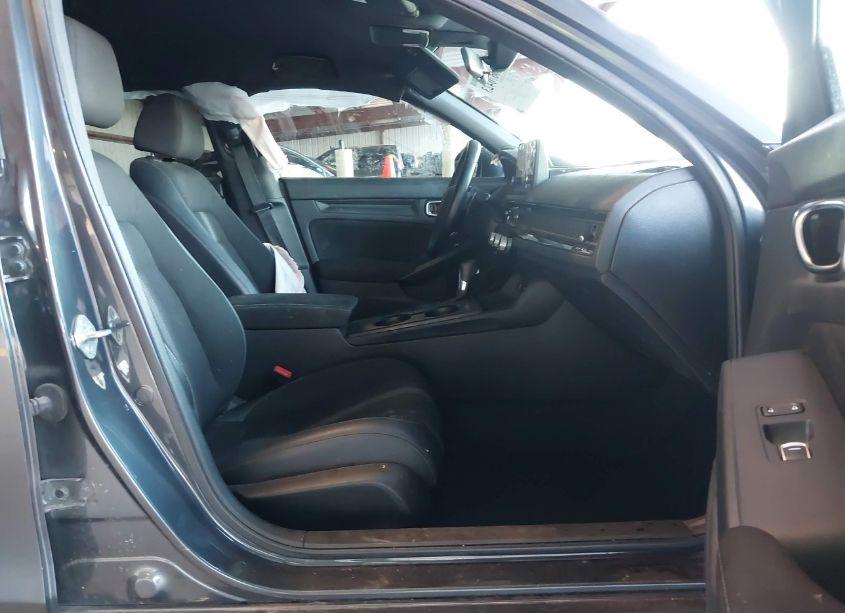 Photo 5 of 2022 Honda Civic SPORT (VIN 2HGFE2F51NH542707)