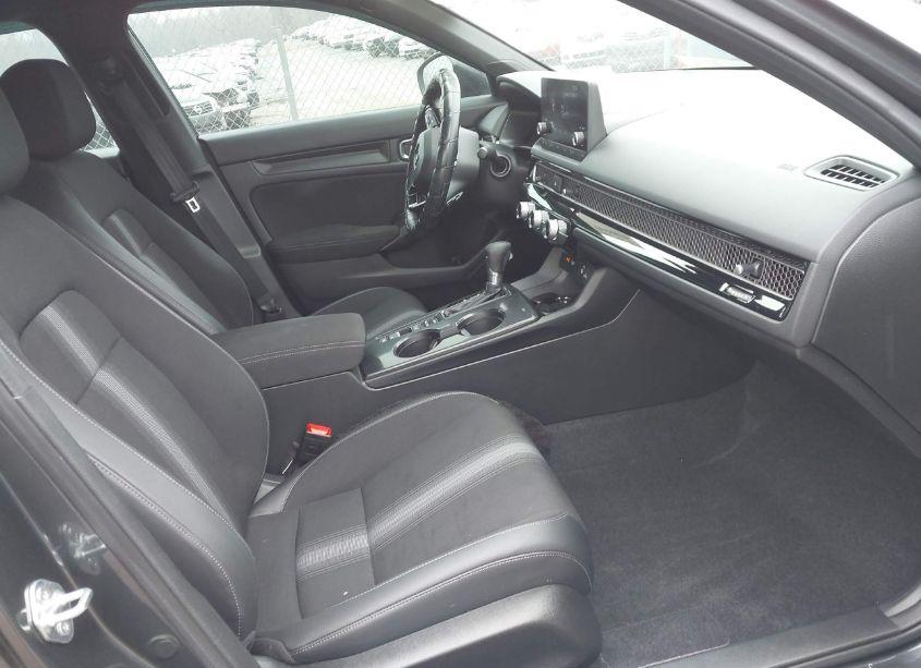 Photo 5 of 2022 Honda Civic SPORT (VIN 2HGFE2F51NH563105)