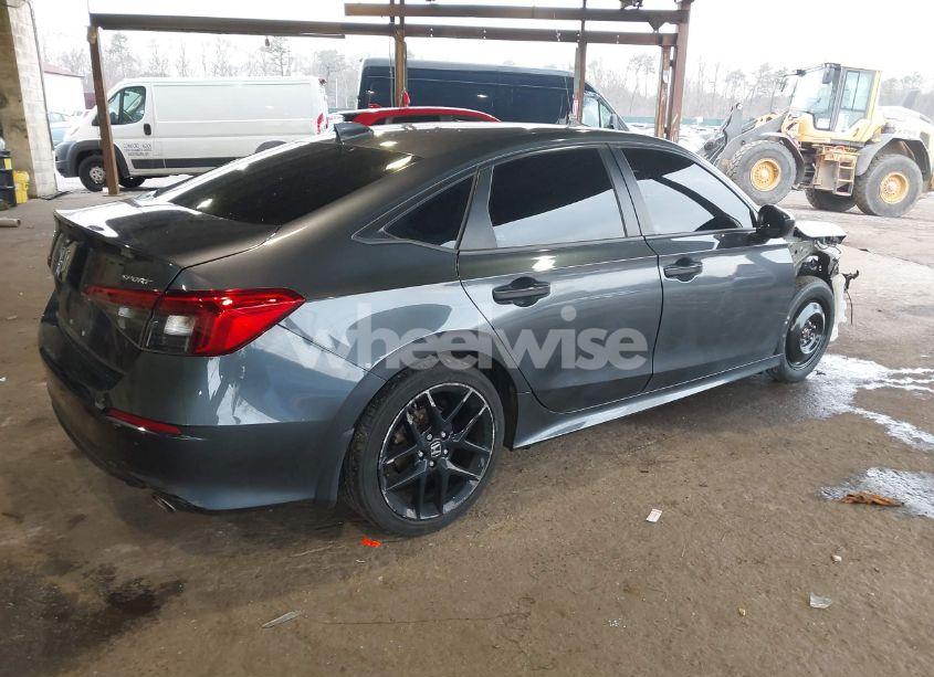 Photo 4 of 2024 Honda Civic SPORT (VIN 2HGFE2F51RH506313)