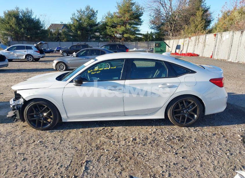 Photo 14 of 2024 Honda Civic SPORT (VIN 2HGFE2F51RH535620)