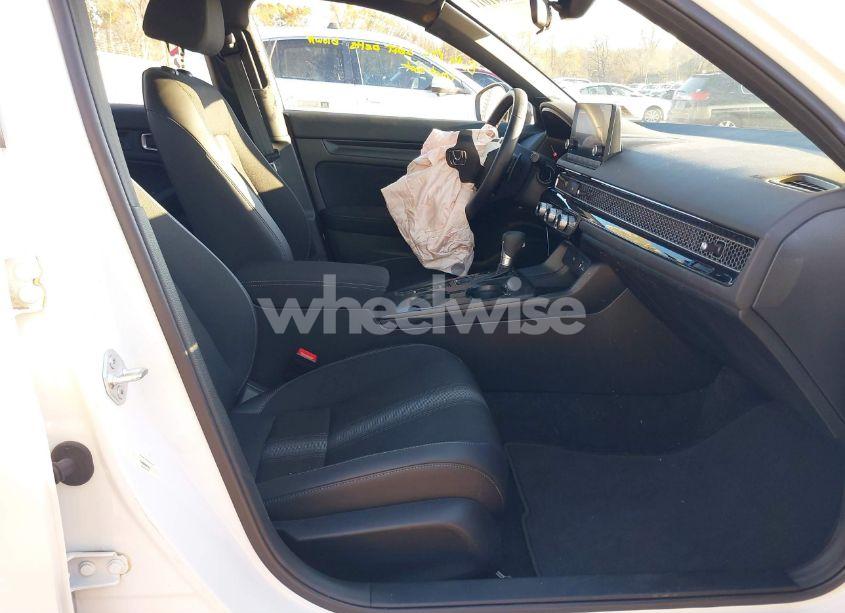 Photo 5 of 2024 Honda Civic SPORT (VIN 2HGFE2F51RH535620)