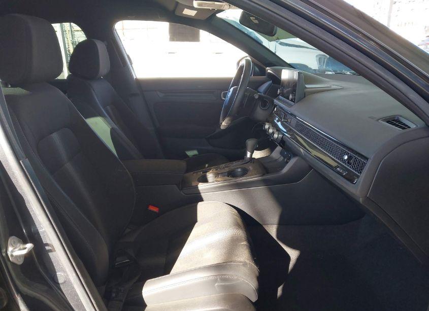 Photo 5 of 2024 Honda Civic SPORT (VIN 2HGFE2F51RH563952)