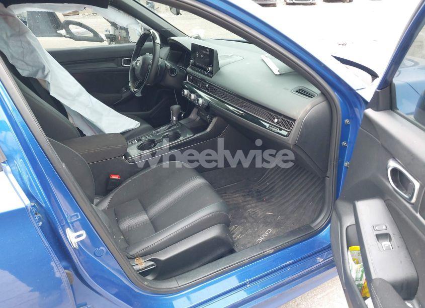 Photo 5 of 2024 Honda Civic SPORT (VIN 2HGFE2F51RH589046)