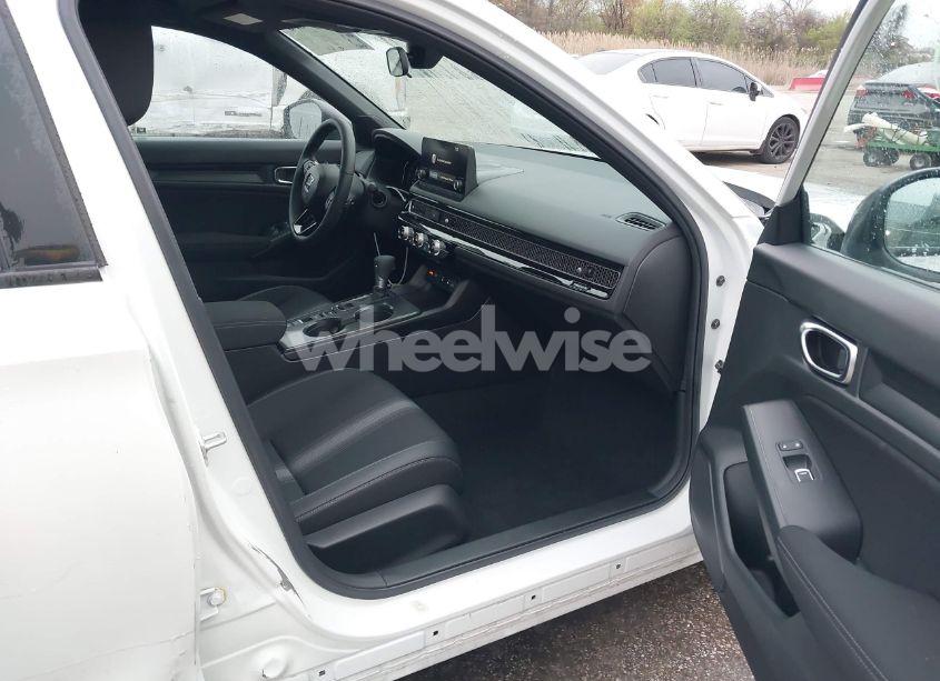 Photo 5 of 2025 Honda Civic SPORT (VIN 2HGFE2F51SH511971)