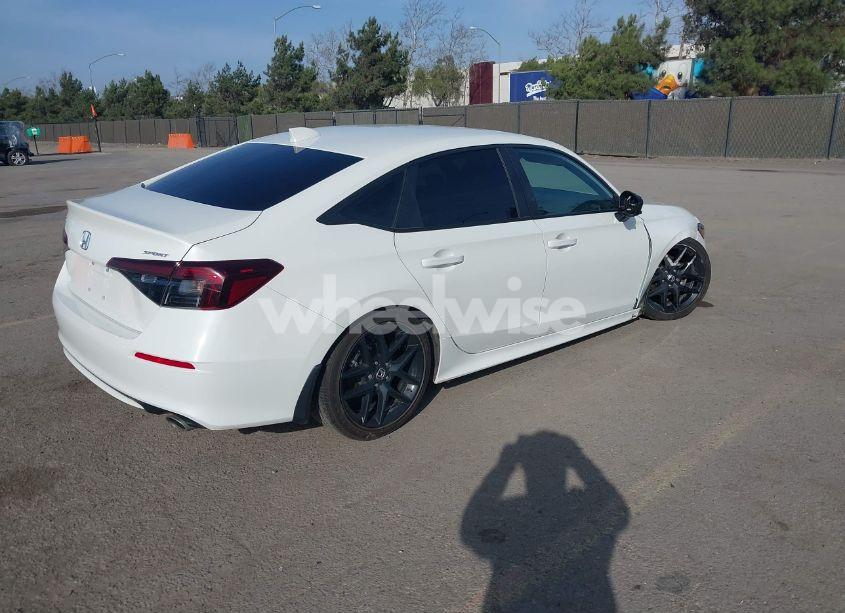 Photo 4 of 2025 Honda Civic SPORT (VIN 2HGFE2F51SH512330)