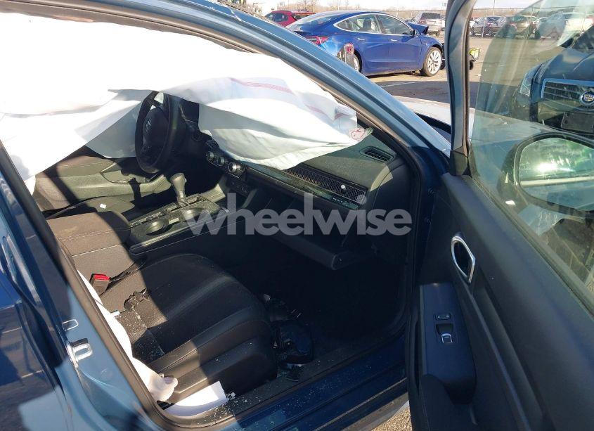 Photo 5 of 2025 Honda Civic SPORT (VIN 2HGFE2F51SH521030)