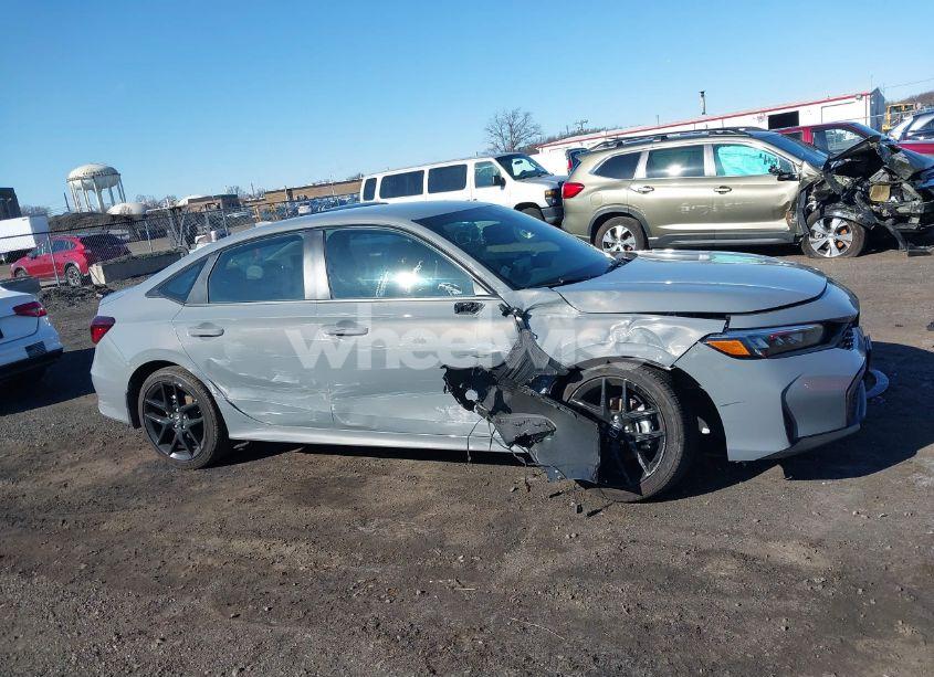 Photo 13 of 2025 Honda Civic SPORT (VIN 2HGFE2F51SH523747)