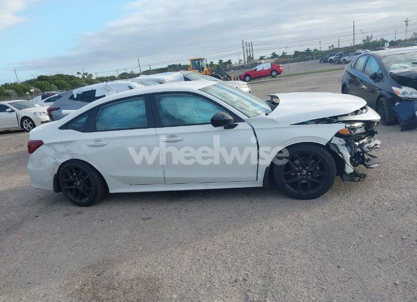 Photo 13 of 2025 Honda Civic SPORT (VIN 2HGFE2F51SH535722)