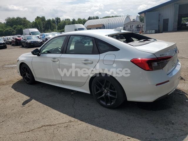 Photo 5 of 2022 HONDA CIVIC SPORT (VIN 2HGFE2F52NH587865)