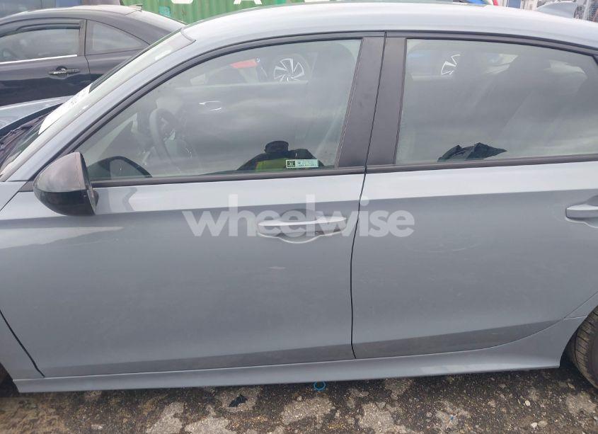 Photo 14 of 2022 Honda Civic SPORT (VIN 2HGFE2F52NH606382)