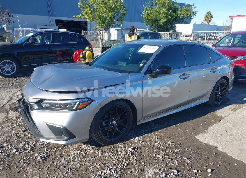 Photo 2 of 2024 Honda Civic SPORT (VIN 2HGFE2F52RH506613)