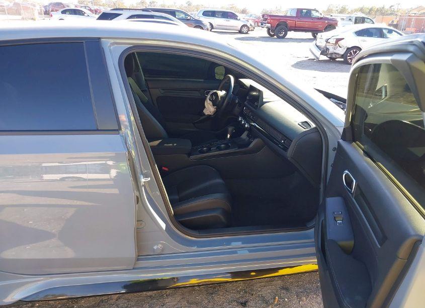 Photo 5 of 2024 Honda Civic SPORT (VIN 2HGFE2F52RH506952)