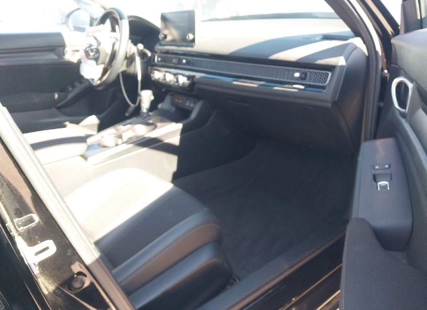 Photo 5 of 2024 Honda Civic SPORT (VIN 2HGFE2F52RH519619)