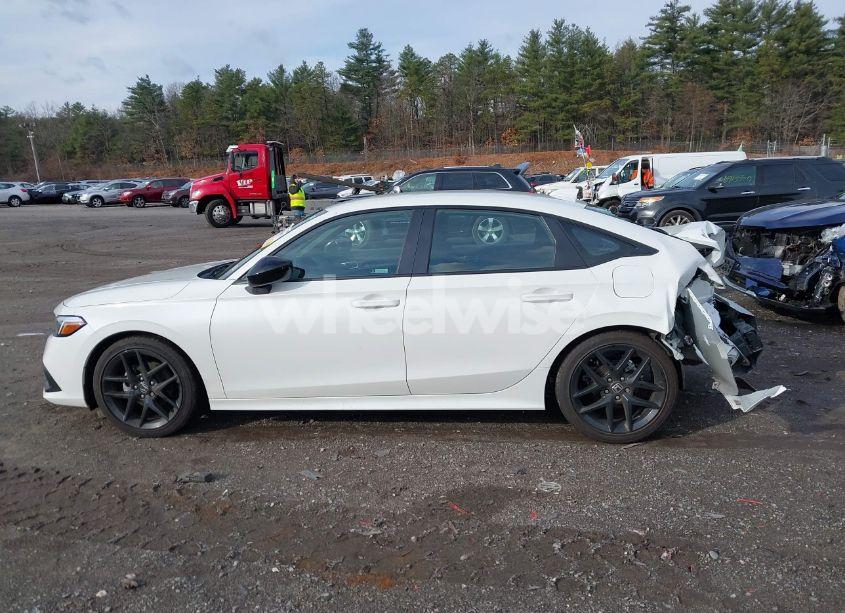 Photo 14 of 2024 Honda Civic SPORT (VIN 2HGFE2F52RH526215)