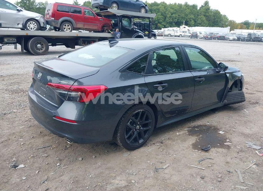 Photo 4 of 2024 Honda Civic SPORT (VIN 2HGFE2F52RH552832)