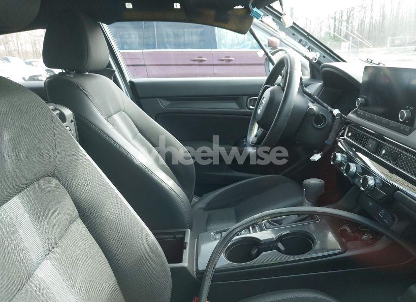 Photo 5 of 2024 Honda Civic SPORT (VIN 2HGFE2F52RH567492)