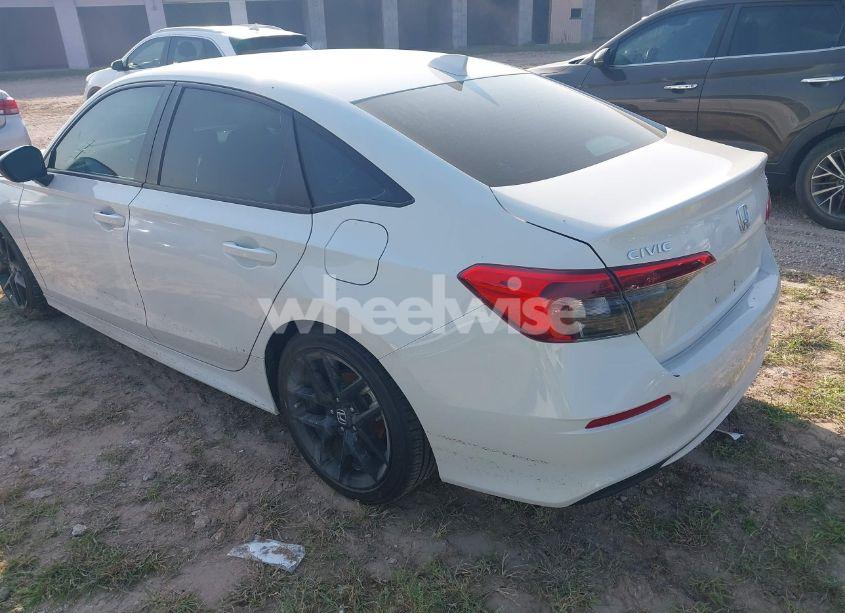 Photo 3 of 2024 Honda Civic SPORT (VIN 2HGFE2F52RH589346)