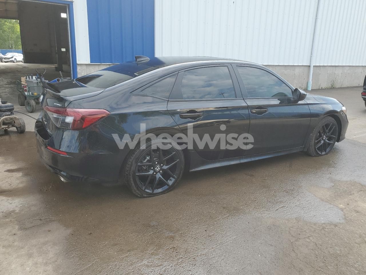 Photo 3 of 2025 HONDA CIVIC SPOR (VIN 2HGFE2F52SH101857)