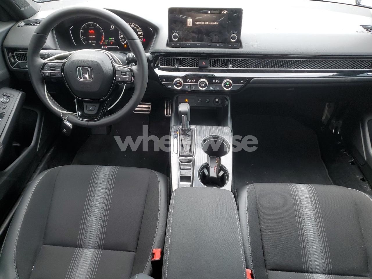 Photo 8 of 2025 HONDA CIVIC SPOR (VIN 2HGFE2F52SH101857)