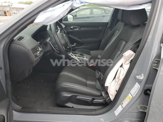 Photo 4 of 2025 HONDA CIVIC SPORT (VIN 2HGFE2F52SH512062)