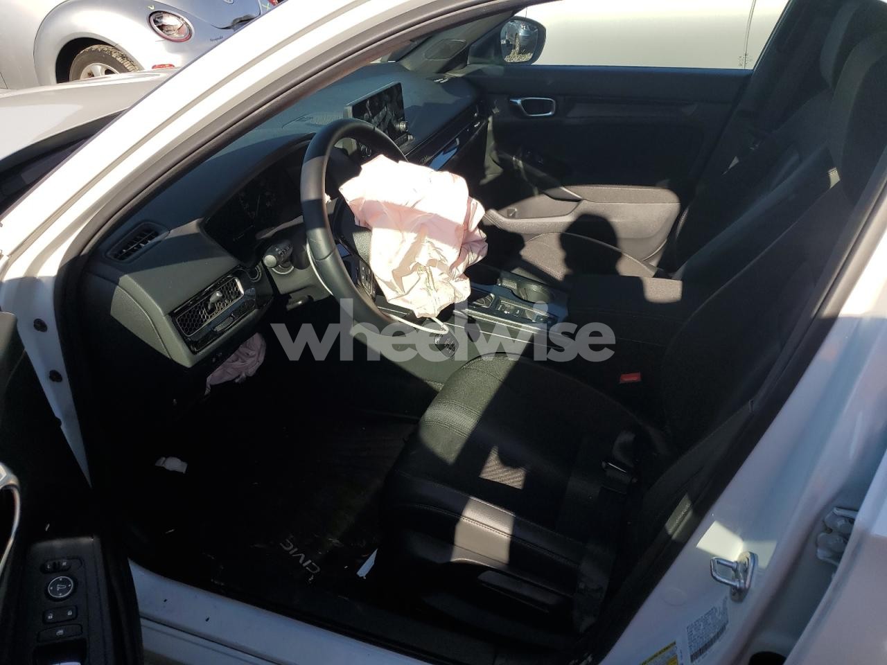 Photo 7 of 2025 HONDA CIVIC SPORT (VIN 2HGFE2F52SH578448)