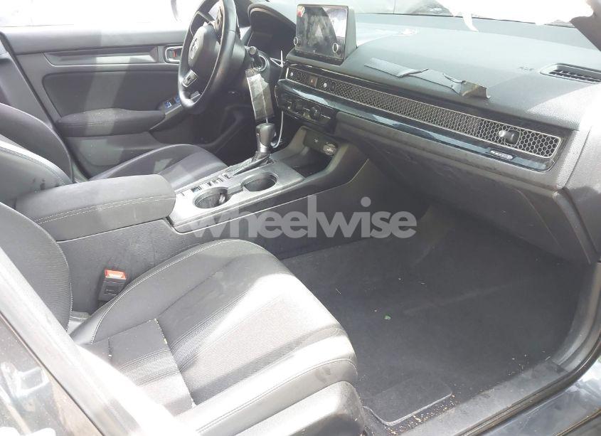 Photo 5 of 2022 Honda Civic SPORT (VIN 2HGFE2F53NH512821)