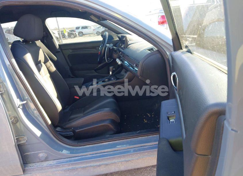 Photo 5 of 2022 Honda Civic SPORT (VIN 2HGFE2F53NH566068)