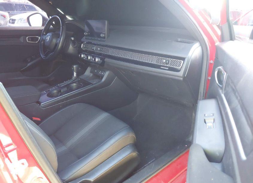 Photo 5 of 2022 Honda Civic SPORT (VIN 2HGFE2F53NH582724)