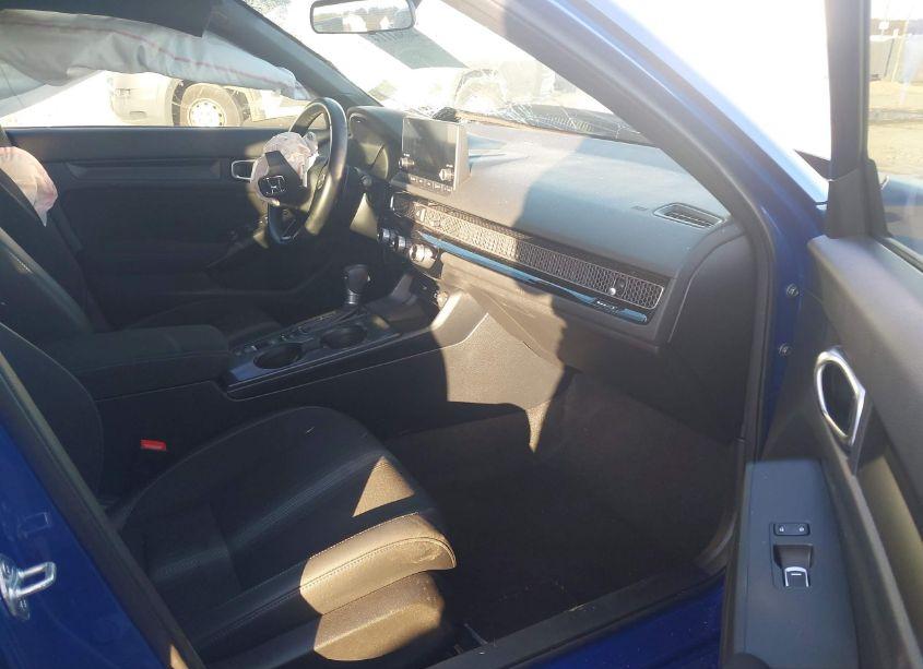 Photo 5 of 2022 Honda Civic SPORT (VIN 2HGFE2F53NH607525)